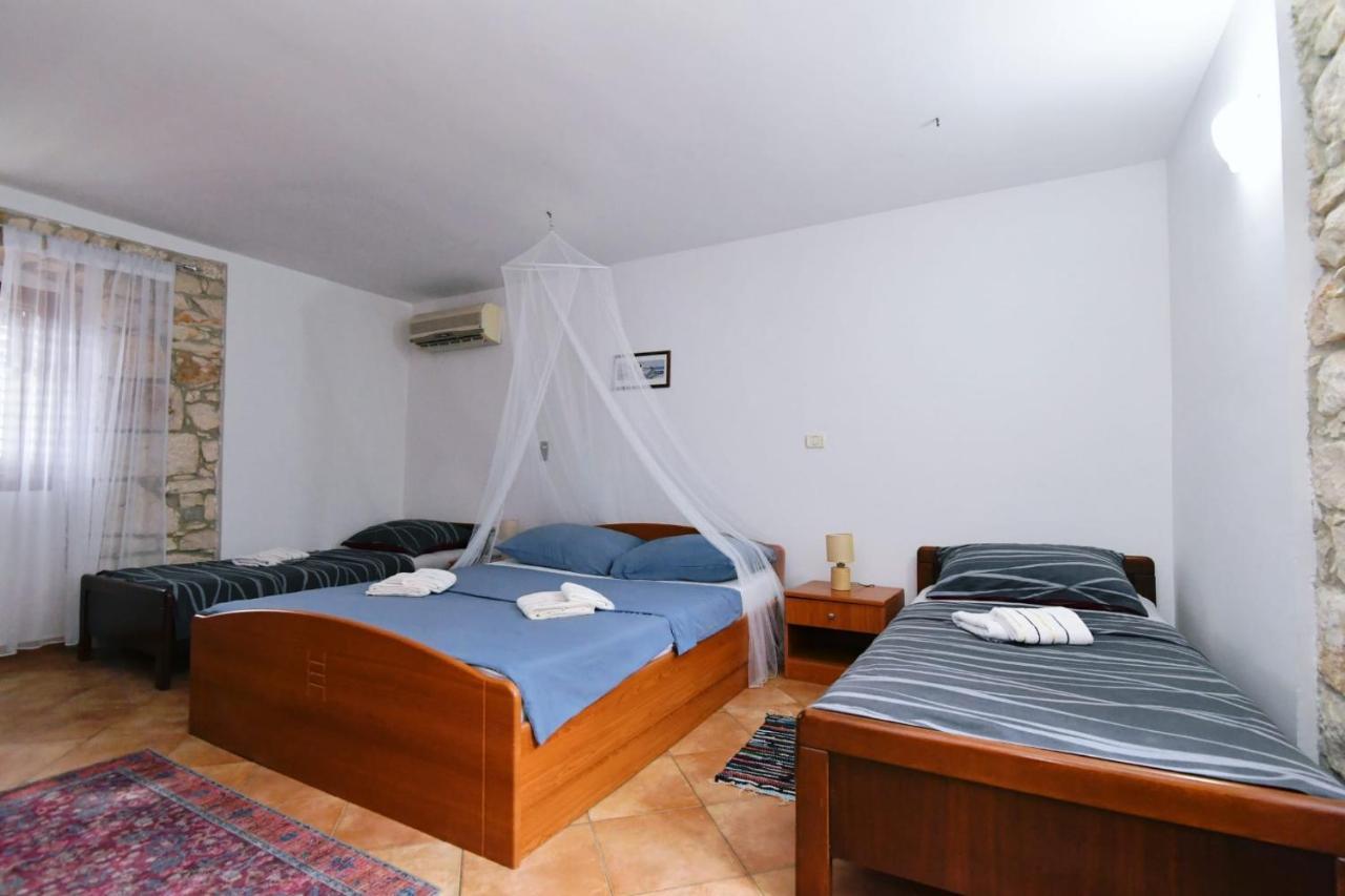 Freya'S Apartments Медулин Экстерьер фото