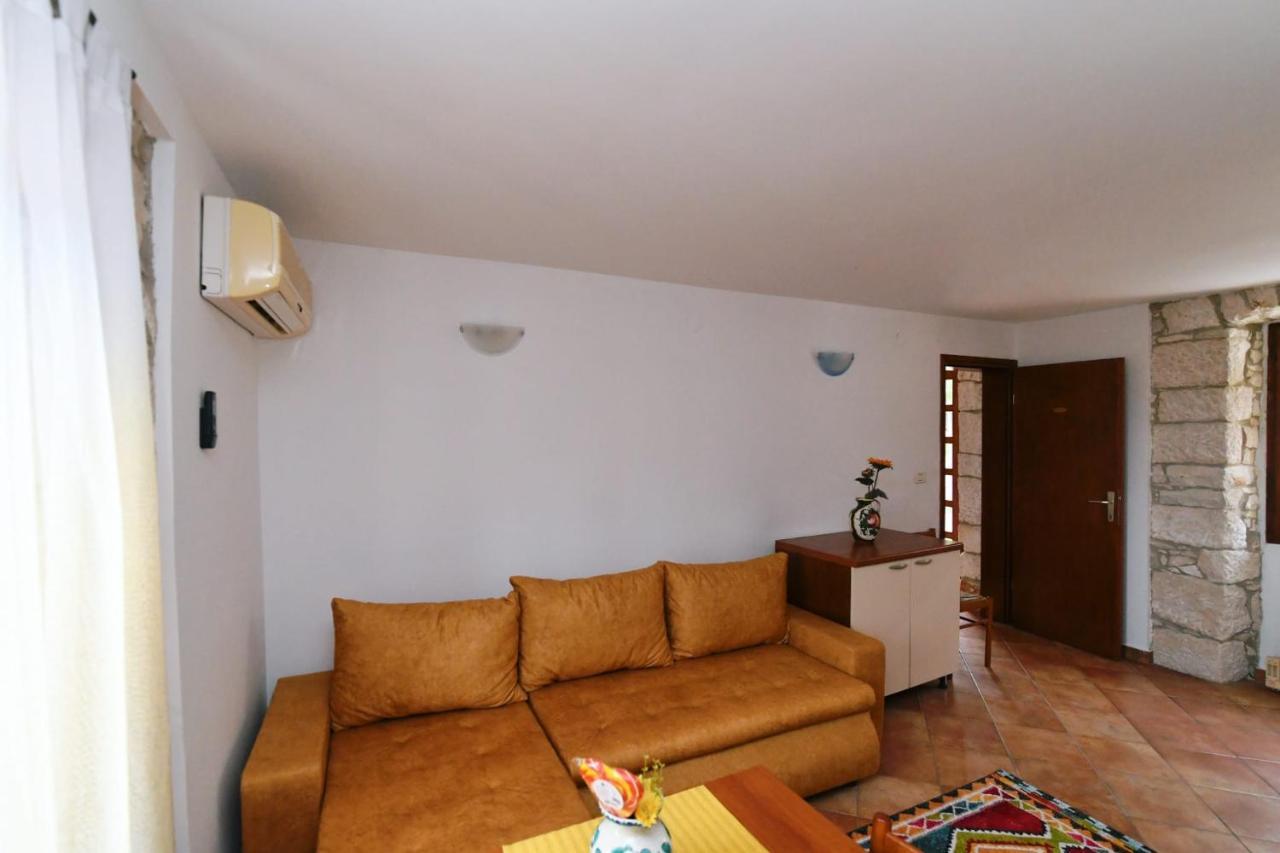 Freya'S Apartments Медулин Экстерьер фото